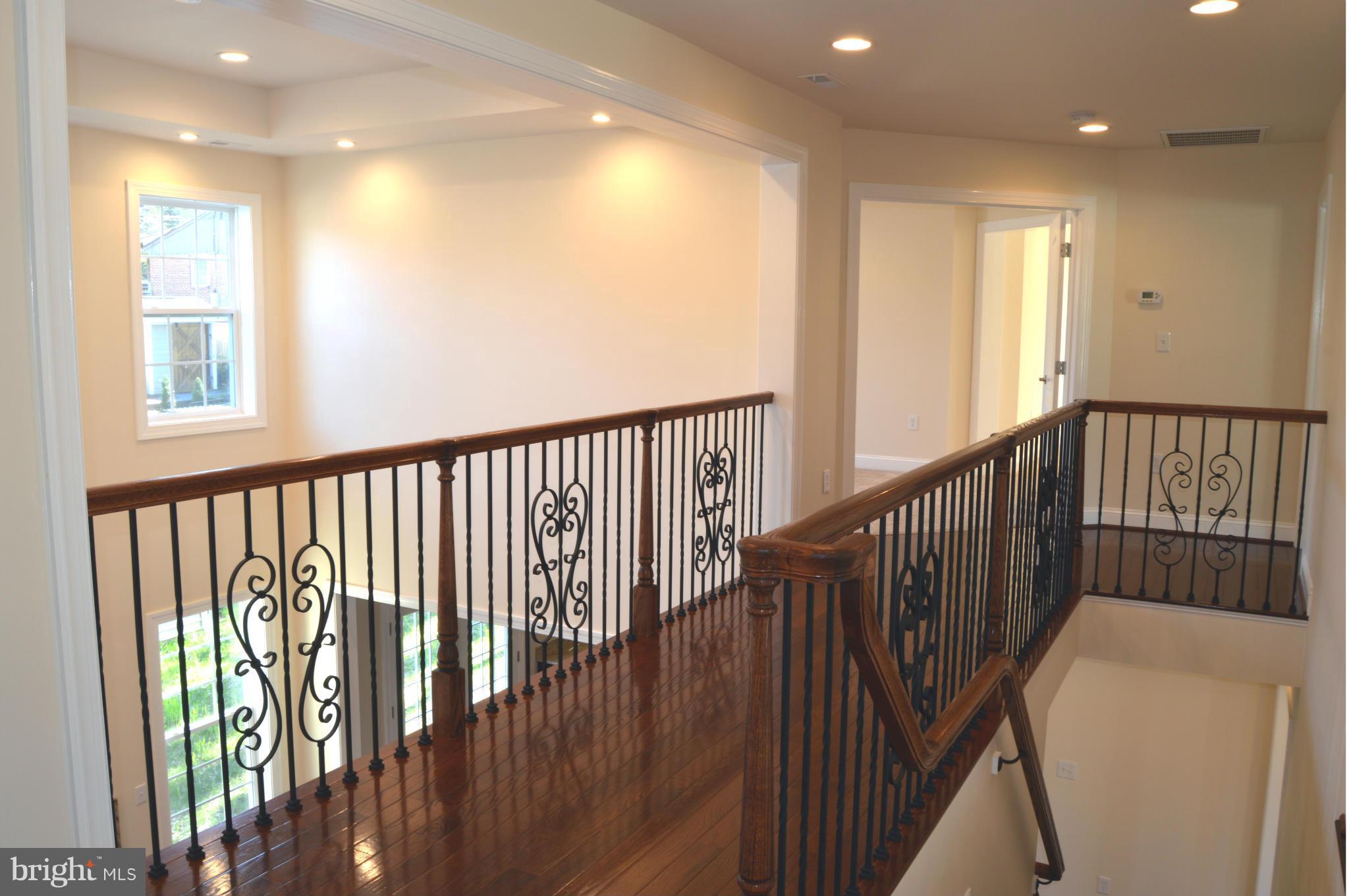 6817 Barrett Road Falls Church, VA 22042 - Photo 15 of 30 Hardwood & Custom Railings