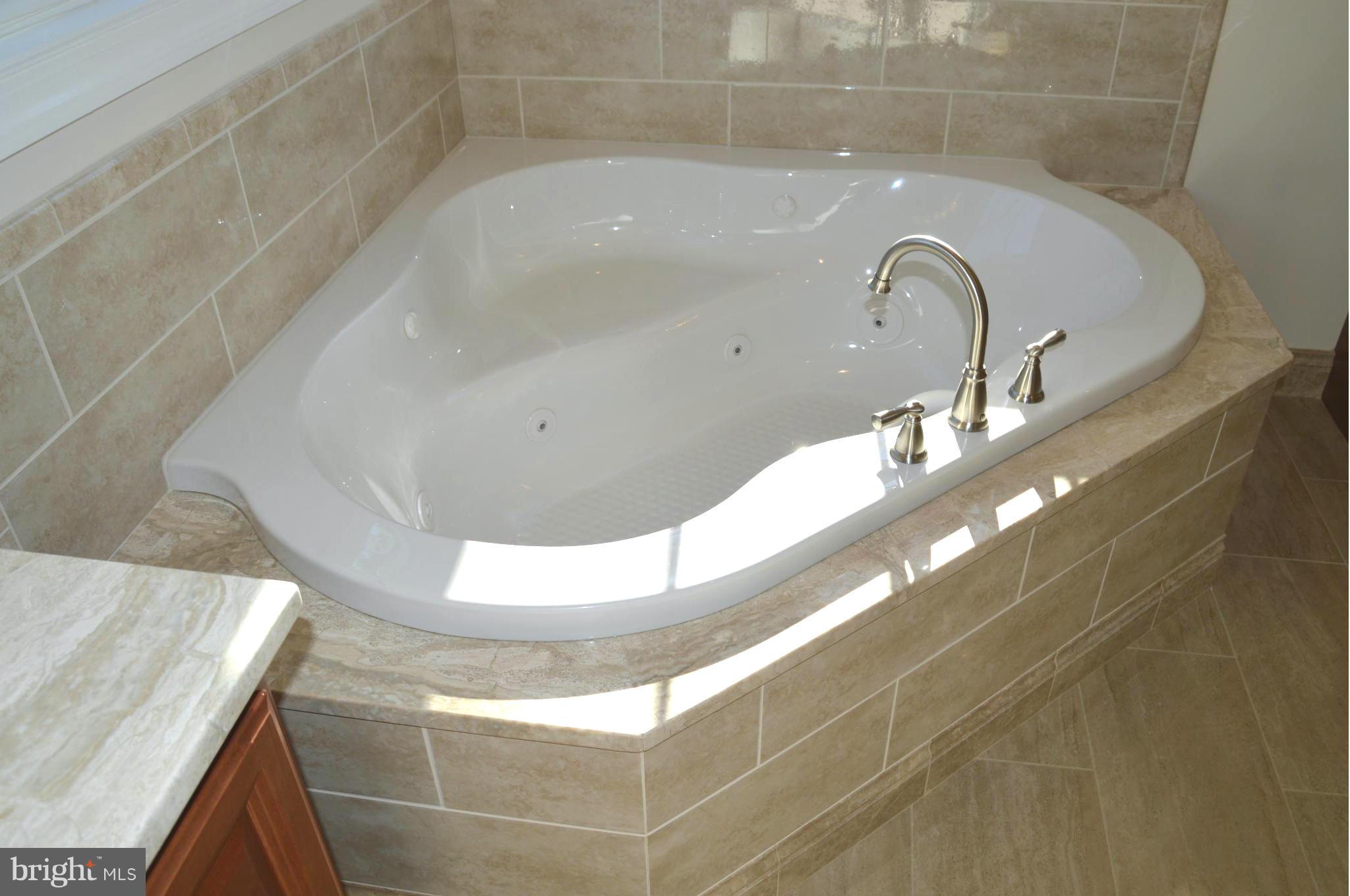 6817 Barrett Road Falls Church, VA 22042 - Photo 21 of 30 Jetted Master Bath Tub w/Heater