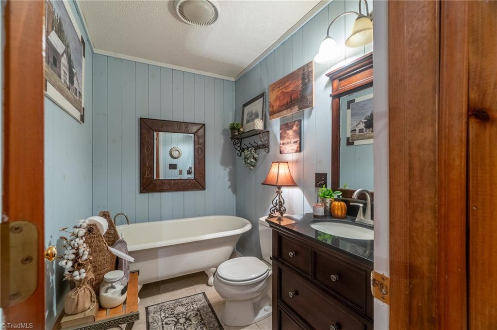 260 Scott Road Lewisville, NC 27023 - Photo 9 of 24 Gallery Image 9