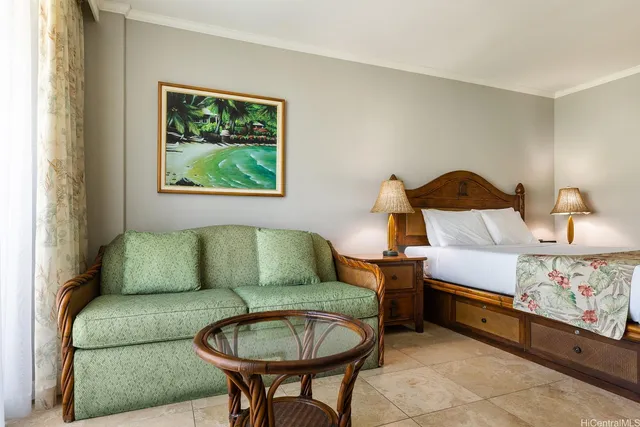 $345,000 | 2045 Kalakaua Avenue, Unit 1004, Honolulu, HI 96815