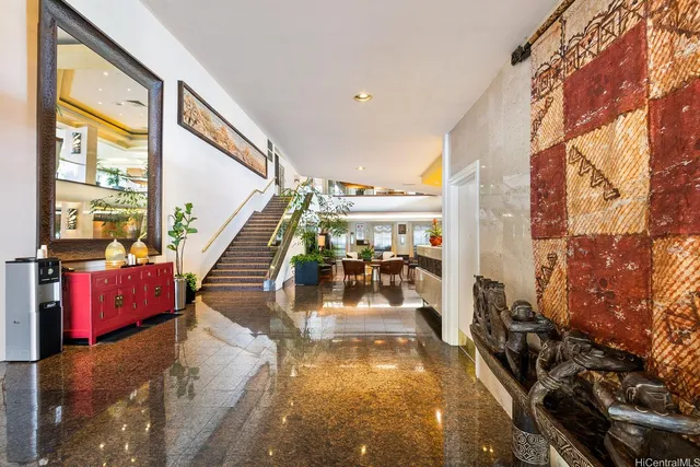 $345,000 | 2045 Kalakaua Avenue, Unit 1004, Honolulu, HI 96815