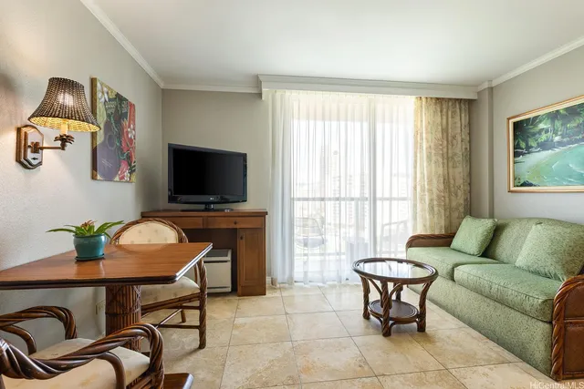 $345,000 | 2045 Kalakaua Avenue, Unit 1004, Honolulu, HI 96815