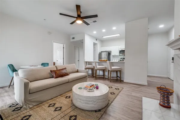 $229,000 | 6003 Oram Street, Unit 203, Dallas, TX 75206