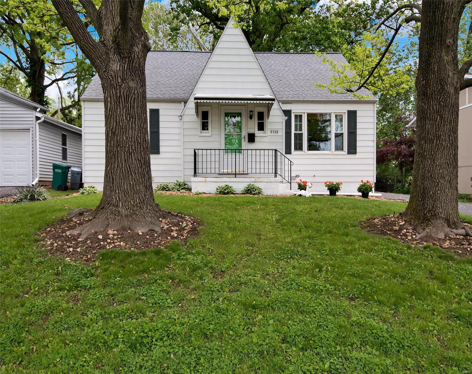 2722 Bremerton Road St. Louis, MO 63144 - Photo 1 of 23 Gallery Image 1