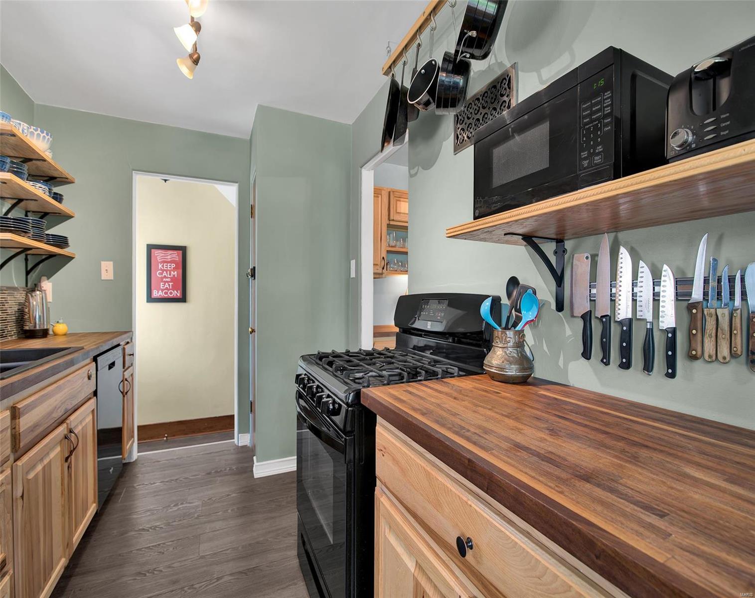 2722 Bremerton Road St. Louis, MO 63144 - Photo 4 of 23 Gallery Image 4