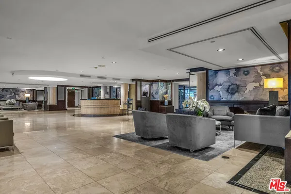 $1,395,000 | 200 North Swall Drive, Unit 313, Beverly Hills, CA 90211