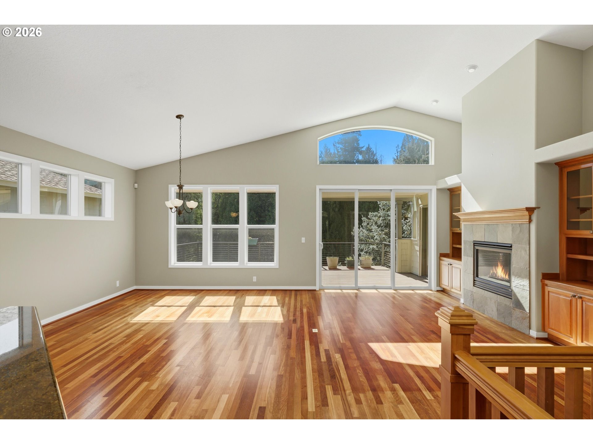 640 Southeast 40th Terrace Gresham, OR 97080 - Photo 7 of 46