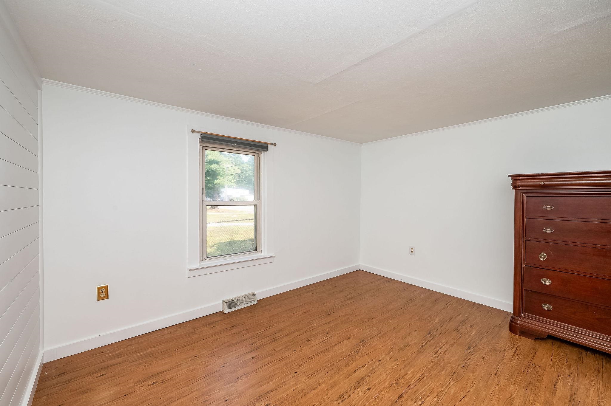 140 Milton Road Rochester, NH 03868 - Photo 22 of 34