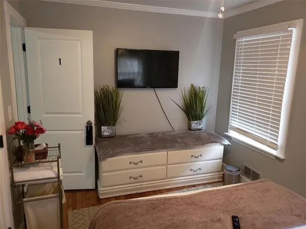 $2,695 | 2706 Drew Valley Road Northeast, Brookhaven, GA 30319