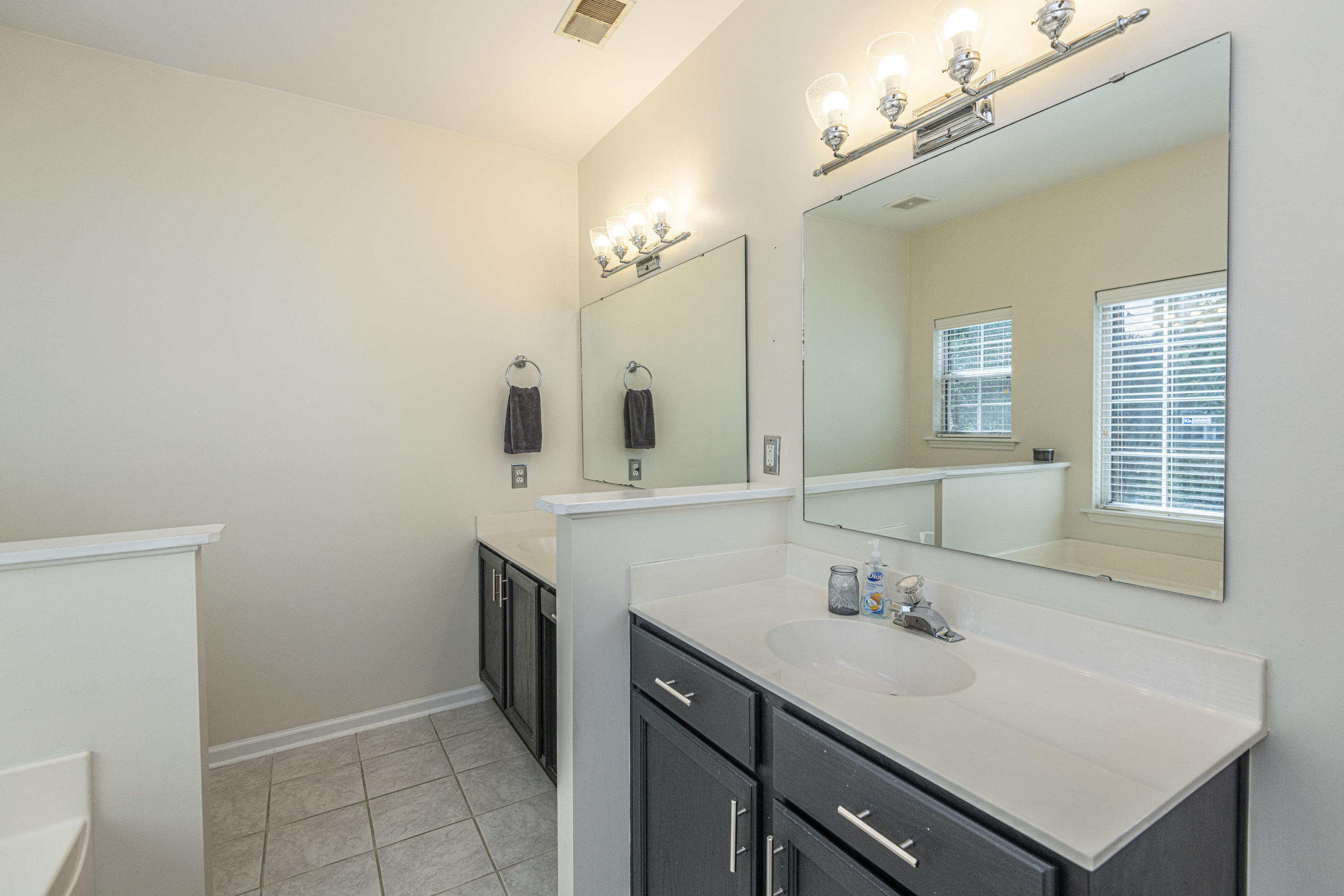 352 Rice Bay Drive Mount Pleasant, SC 29464 - Photo 19 of 38 Master Bath