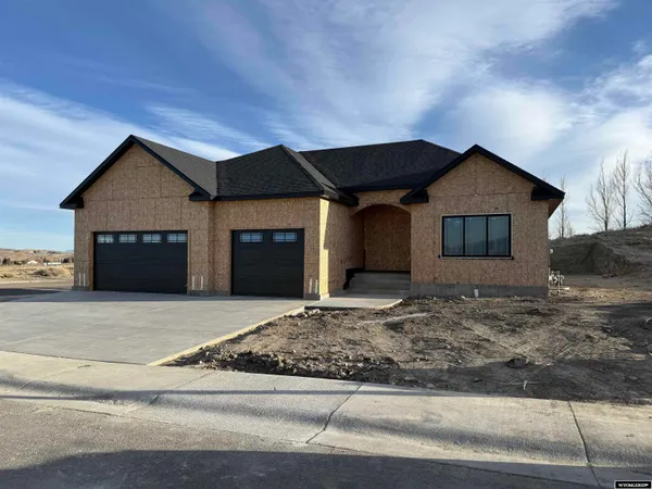 $595,000 | 1880 Bachelors Drive, Rock Springs, WY 82901