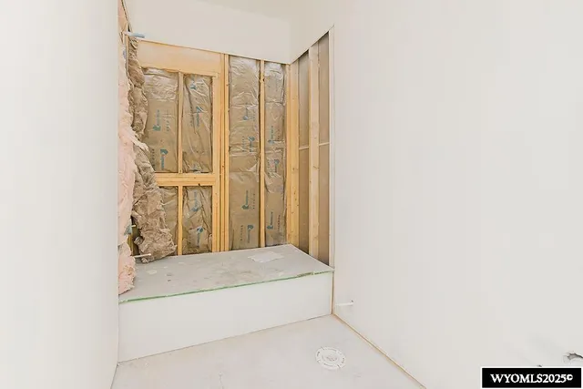 $595,000 | 1880 Bachelors Drive, Rock Springs, WY 82901