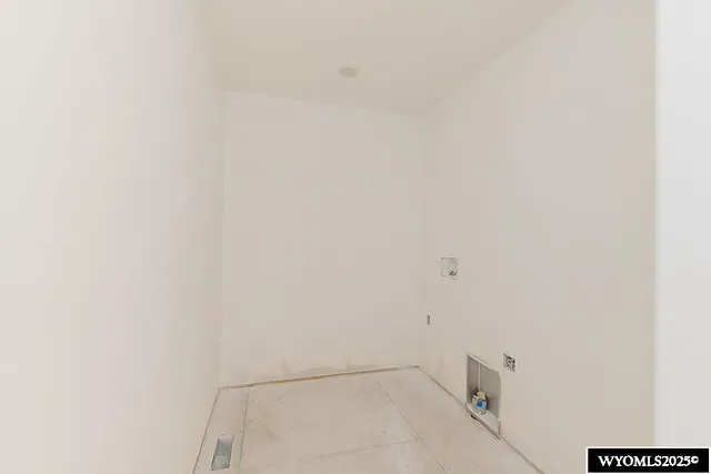 $595,000 | 1880 Bachelors Drive, Rock Springs, WY 82901