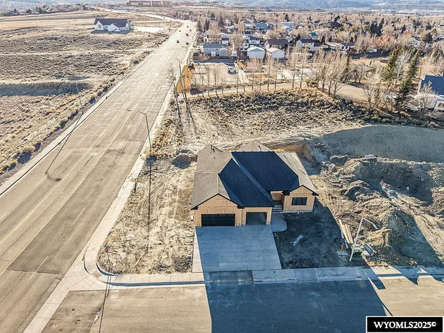 $595,000 | 1880 Bachelors Drive, Rock Springs, WY 82901