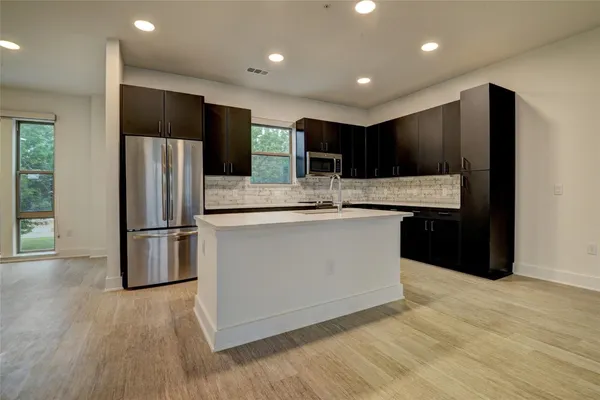 $3,344 | 6400 Washington St Avenue, Unit 103, Houston, TX 77007