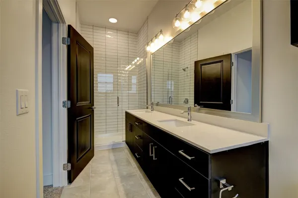 $3,344 | 6400 Washington St Avenue, Unit 103, Houston, TX 77007