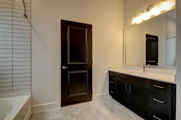 $3,344 | 6400 Washington St Avenue, Unit 103, Houston, TX 77007