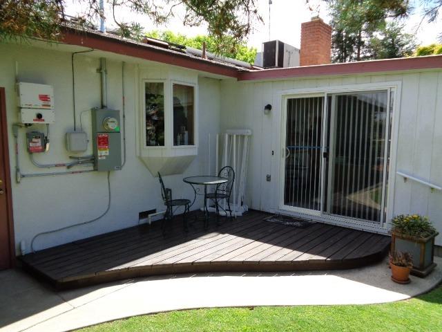 676 West Huntsman Avenue Reedley, CA 93654 - Photo 15 of 18 a view of outdoor space and yard