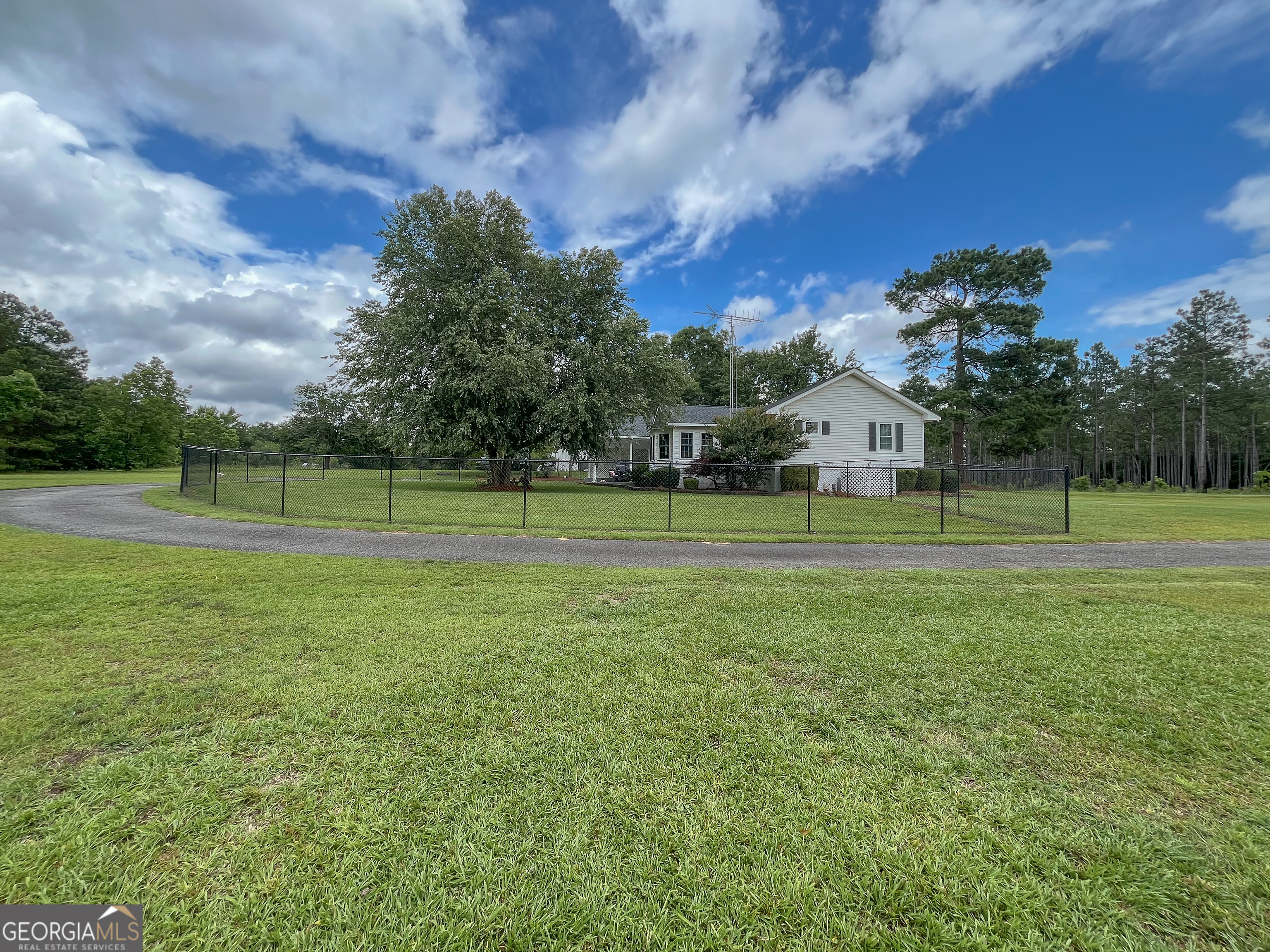 431 Strickland Road Dublin, GA 31021 - Photo 29 of 44