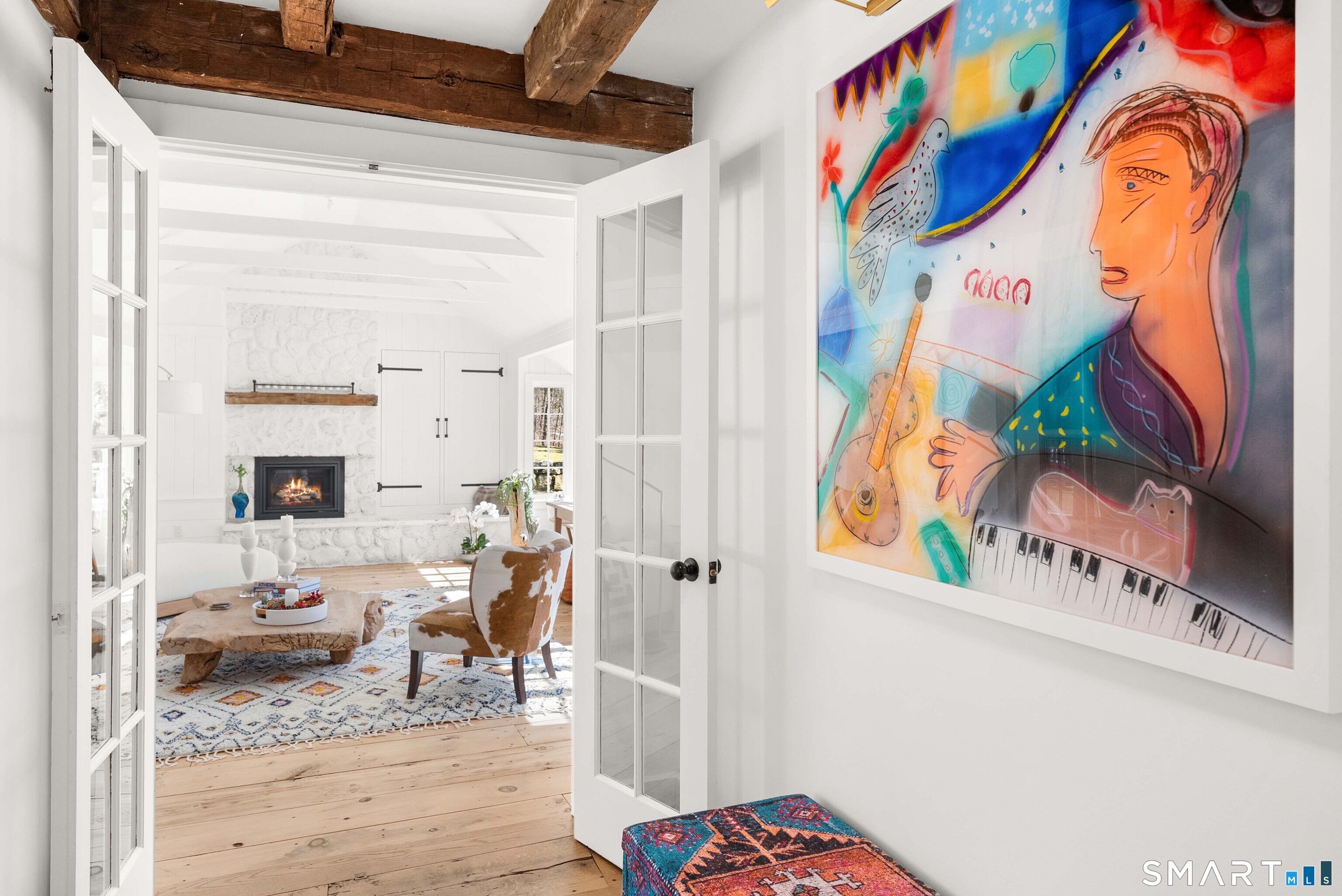 382 Weekeepeemee Road Woodbury, CT 06798 - Photo 13 of 40 a living room with furniture and a rug