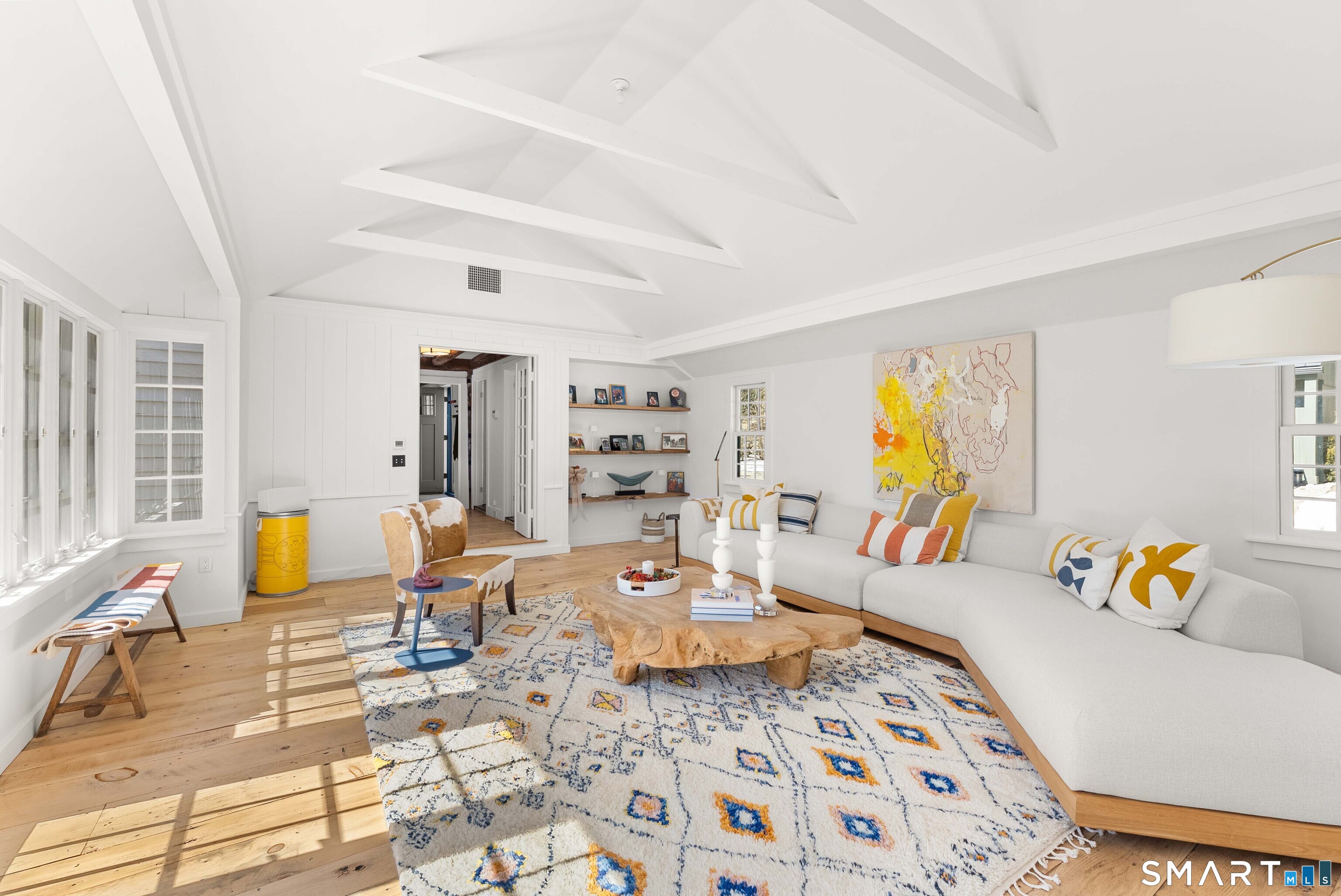 382 Weekeepeemee Road Woodbury, CT 06798 - Photo 16 of 40 a living room with furniture and a couch