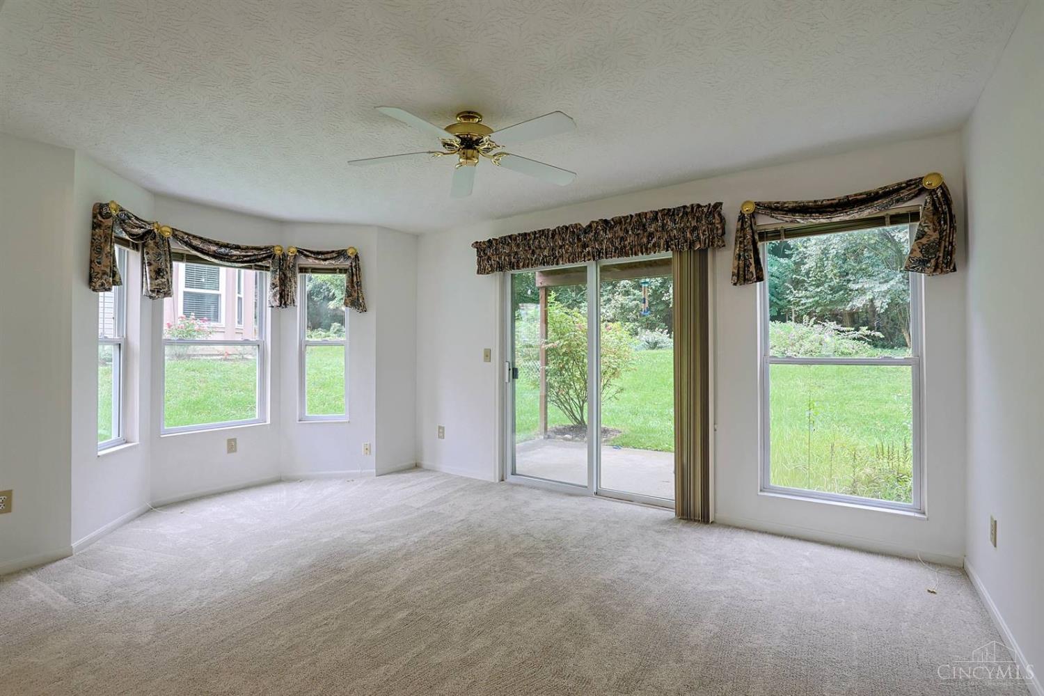 8404 Ridge Pointe Court Cincinnati, OH 45237 - Photo 6 of 35 Gallery Image 6