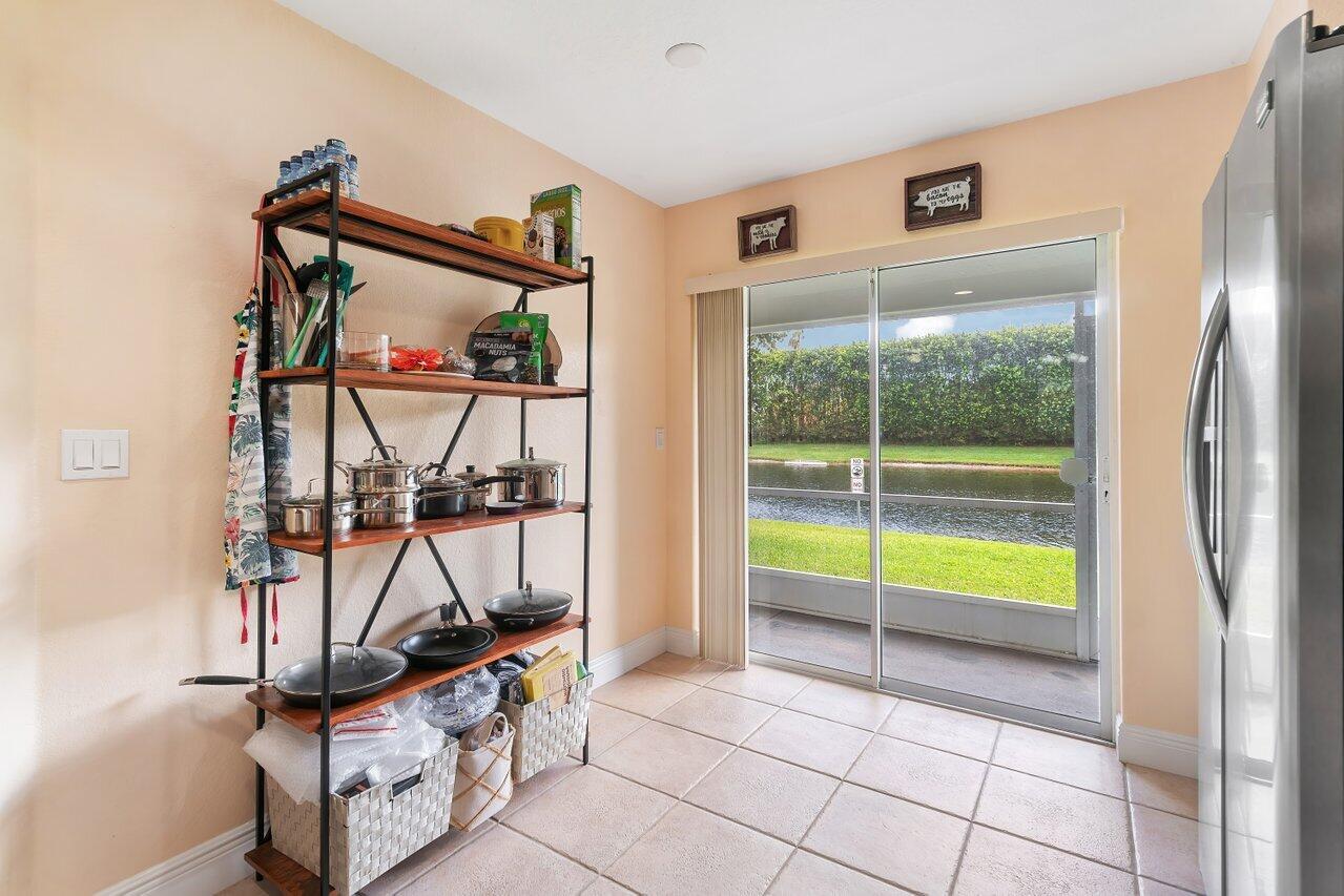 5206 Crossing Rocks Court Riviera Beach, FL 33407 - Photo 14 of 49 Kitchen