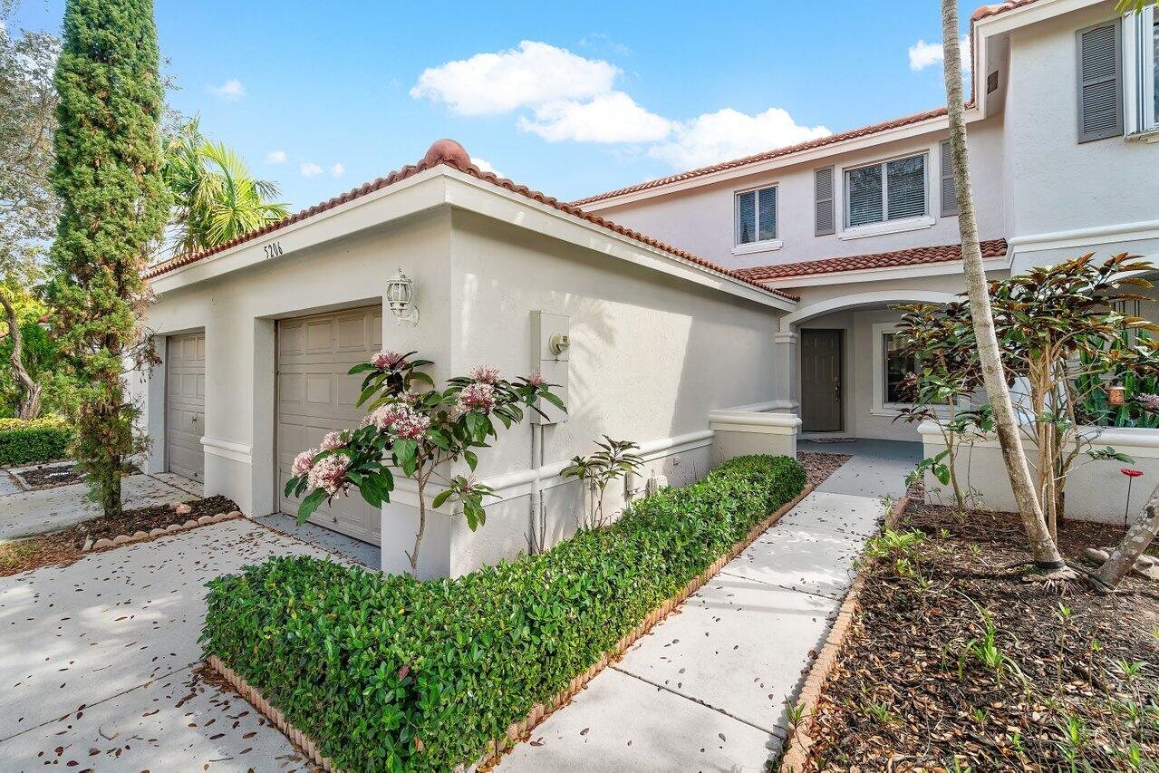 5206 Crossing Rocks Court Riviera Beach, FL 33407 - Photo 4 of 49 Entrance