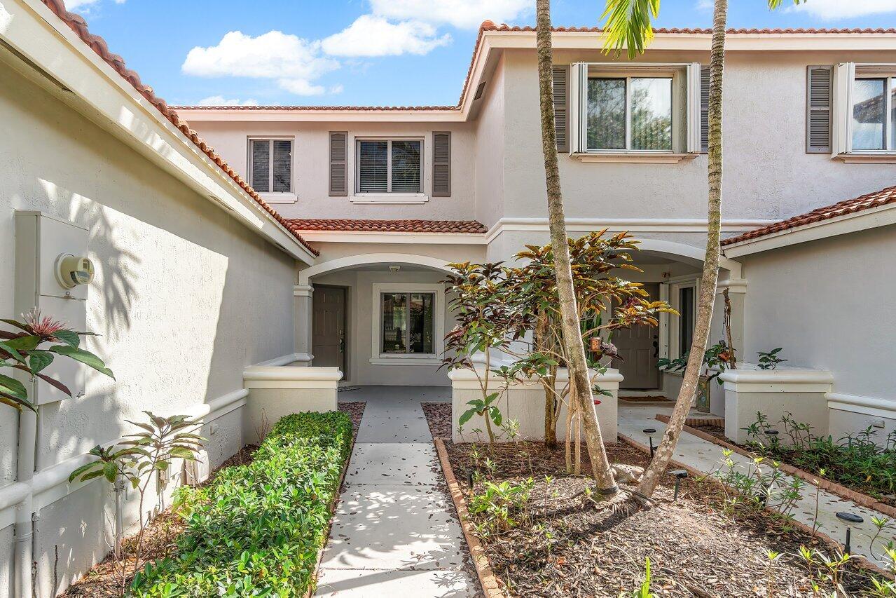 5206 Crossing Rocks Court Riviera Beach, FL 33407 - Photo 5 of 49 Entrance