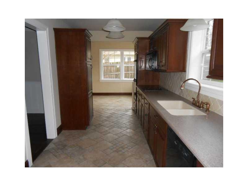 3700 Brill Road Indianapolis, IN 46227 - Photo 3 of 10 Gallery Image 3