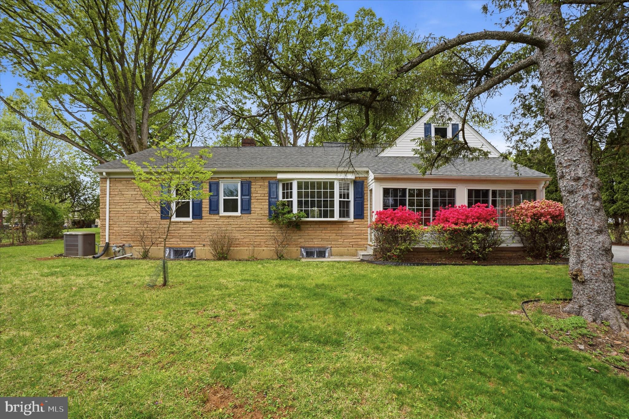 2880 Old Cedar Grove Road Broomall, PA 19008 - Photo 4 of 30