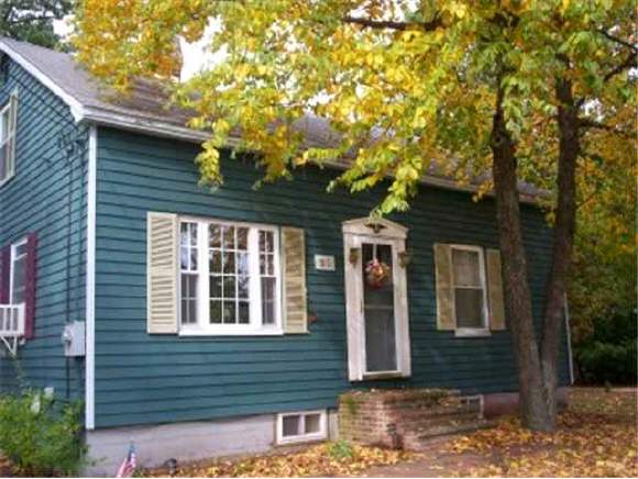 21 Moose Club Park Road Goffstown, NH 03045 - Photo 1 of 5 Gallery Image 1