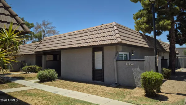 $1,500 | 9009 West Elm Street, Unit 5, Phoenix, AZ 85037