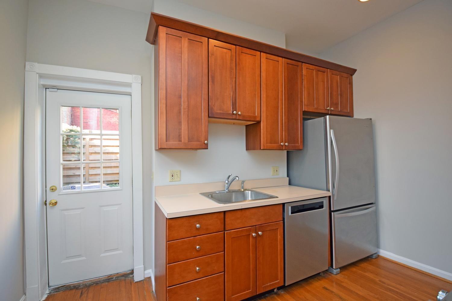 1329 Spring Street Cincinnati, OH 45202 - Photo 11 of 31 Gallery Image 11