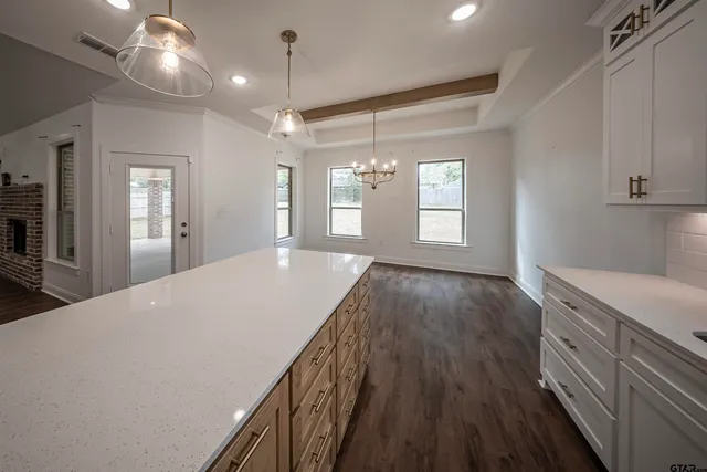 $412,000 | 808 Black Bird Way, Whitehouse, TX 75791