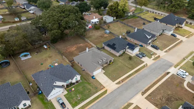 $412,000 | 808 Black Bird Way, Whitehouse, TX 75791