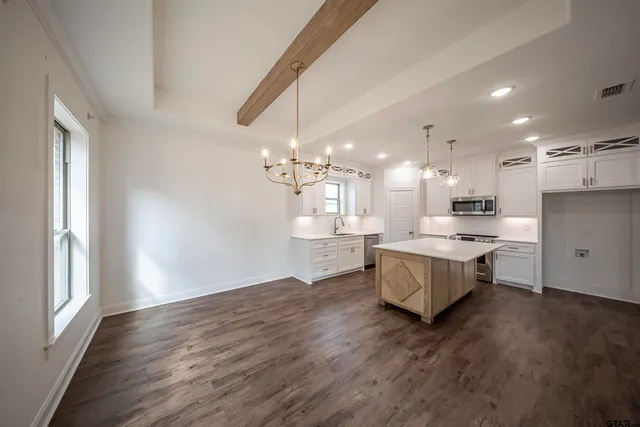 $412,000 | 808 Black Bird Way, Whitehouse, TX 75791