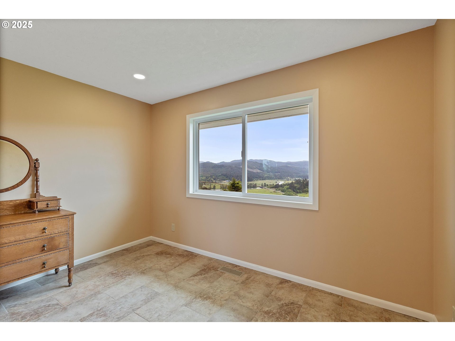 41390 Oretown Road Cloverdale, OR 97112 - Photo 33 of 44