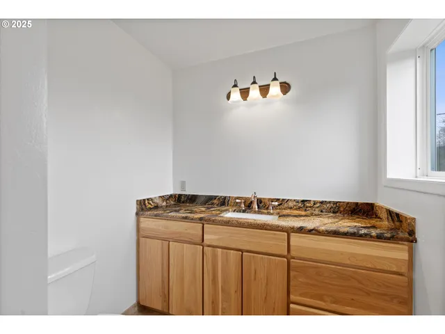 $2,890,000 | 41390 Oretown Road, Cloverdale, OR 97112