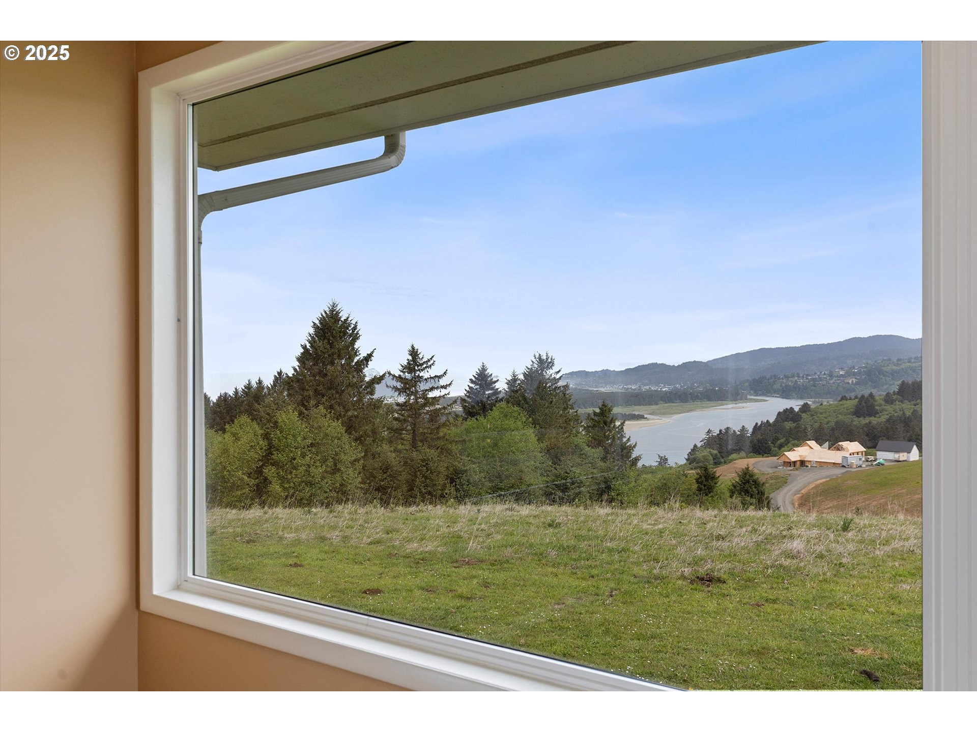 41390 Oretown Road Cloverdale, OR 97112 - Photo 5 of 44