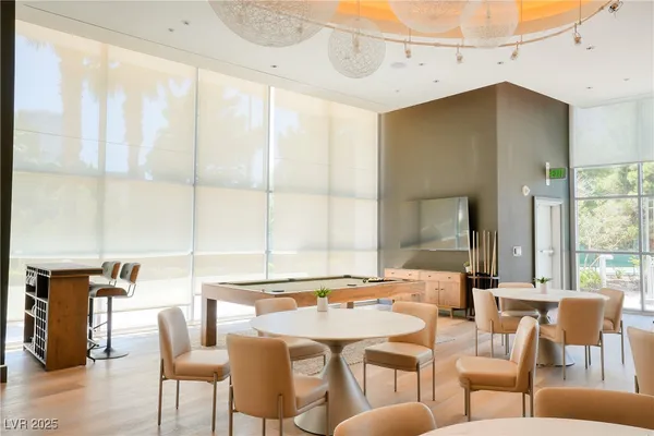 $2,300 | 222 Karen Avenue, Unit 2506, Las Vegas, NV 89109