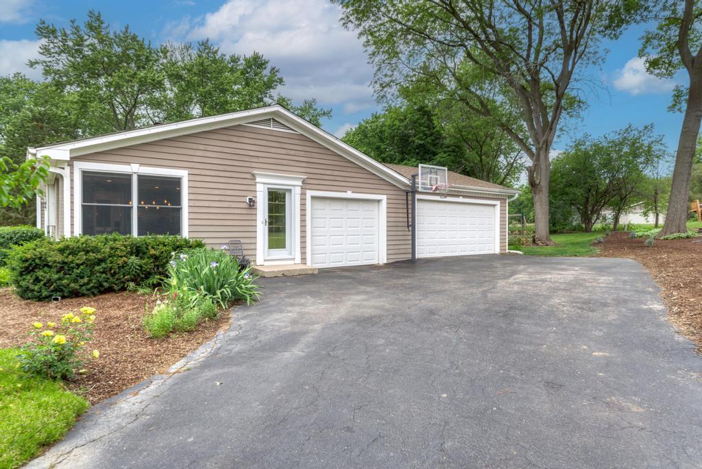325 Canterbury Lane Inverness, IL 60010 - Photo 51 of 54