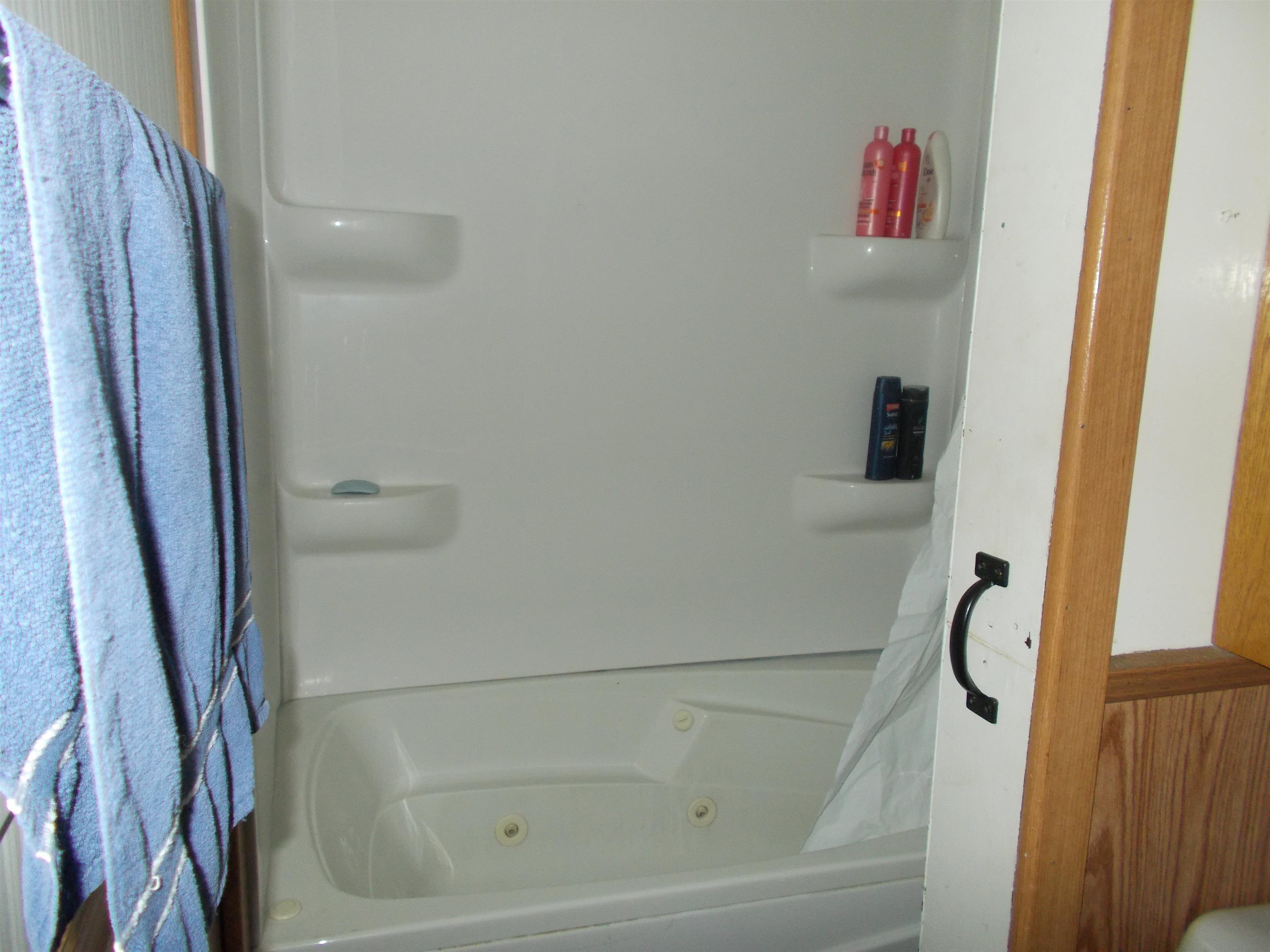6789 Wickert Road Hale, MI 48739 - Photo 22 of 25 1912621-21.JPG