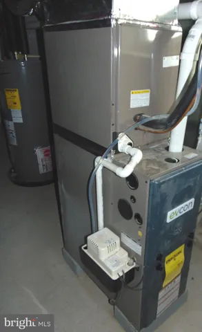 $2,400 | 3622 Lincoln Highway East, Thorndale, PA 19372