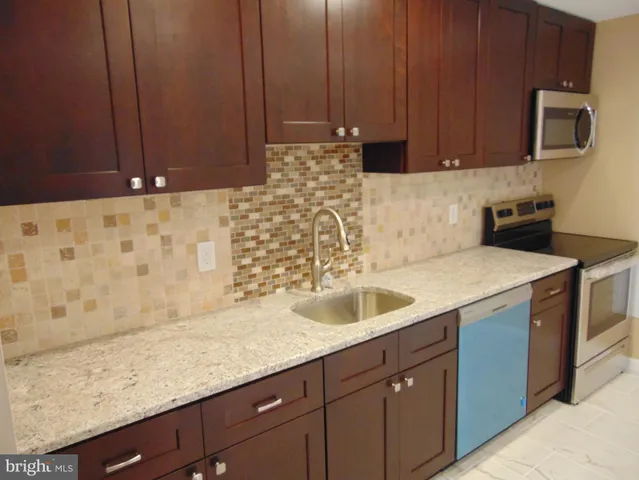 $2,400 | 3622 Lincoln Highway East, Thorndale, PA 19372