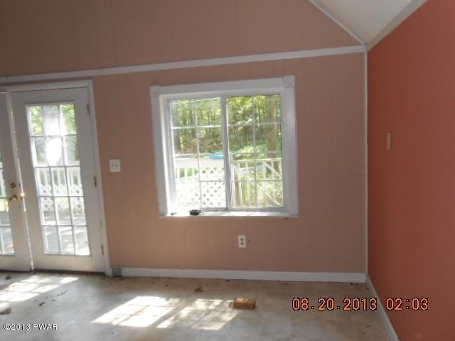 105 Cheyenne Road Shohola, PA 18458 - Photo 6 of 11