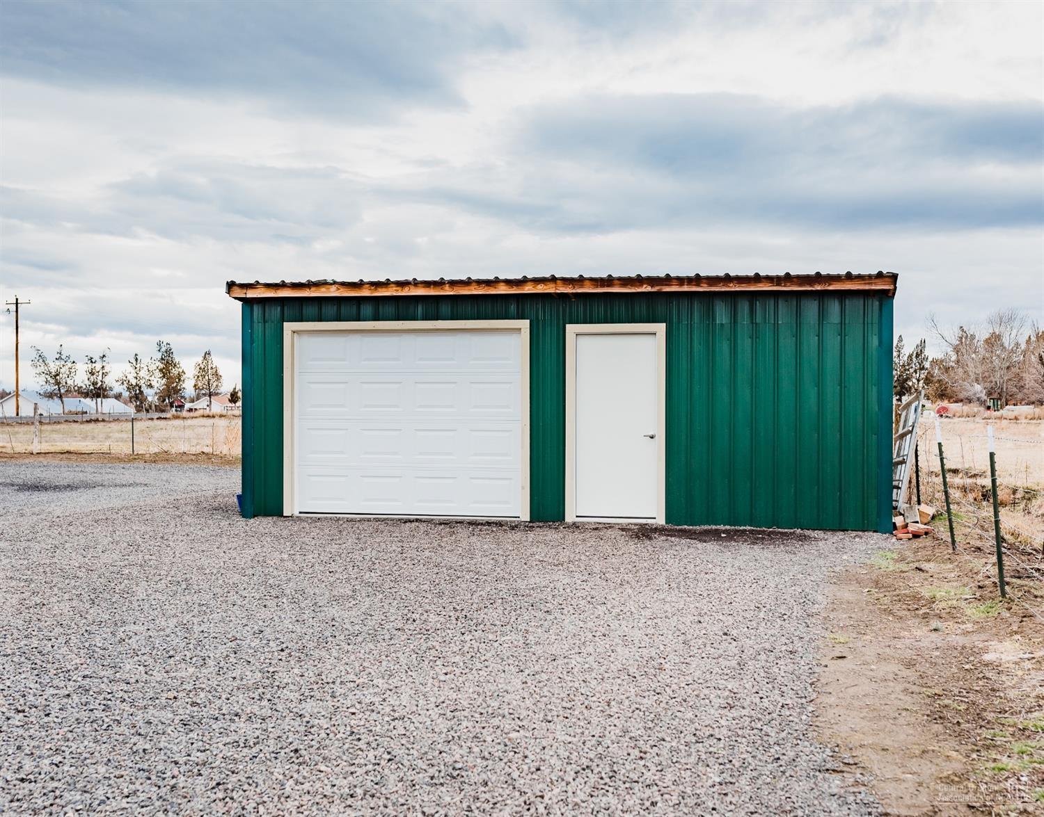 10525 Fleming Road Powell Butte, OR 97753 - Photo 18 of 21 Additional Photo