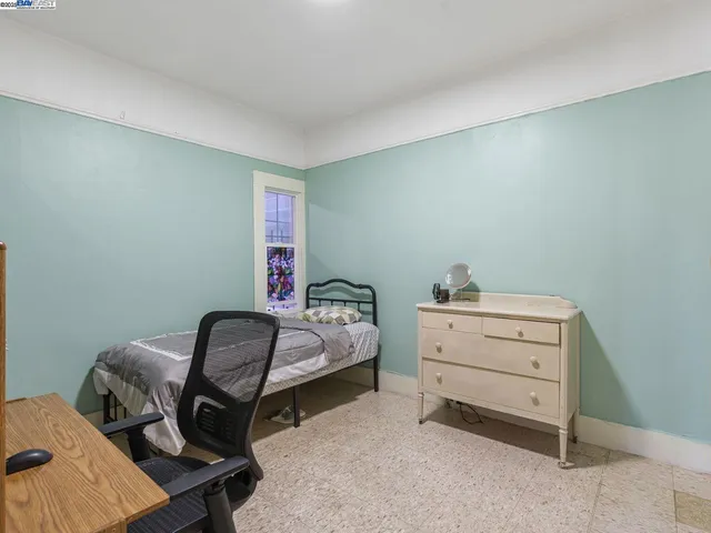 $898,000 | 473 Newton Avenue, Oakland, CA 94606