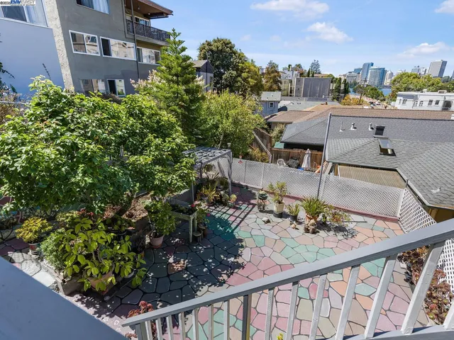$898,000 | 473 Newton Avenue, Oakland, CA 94606