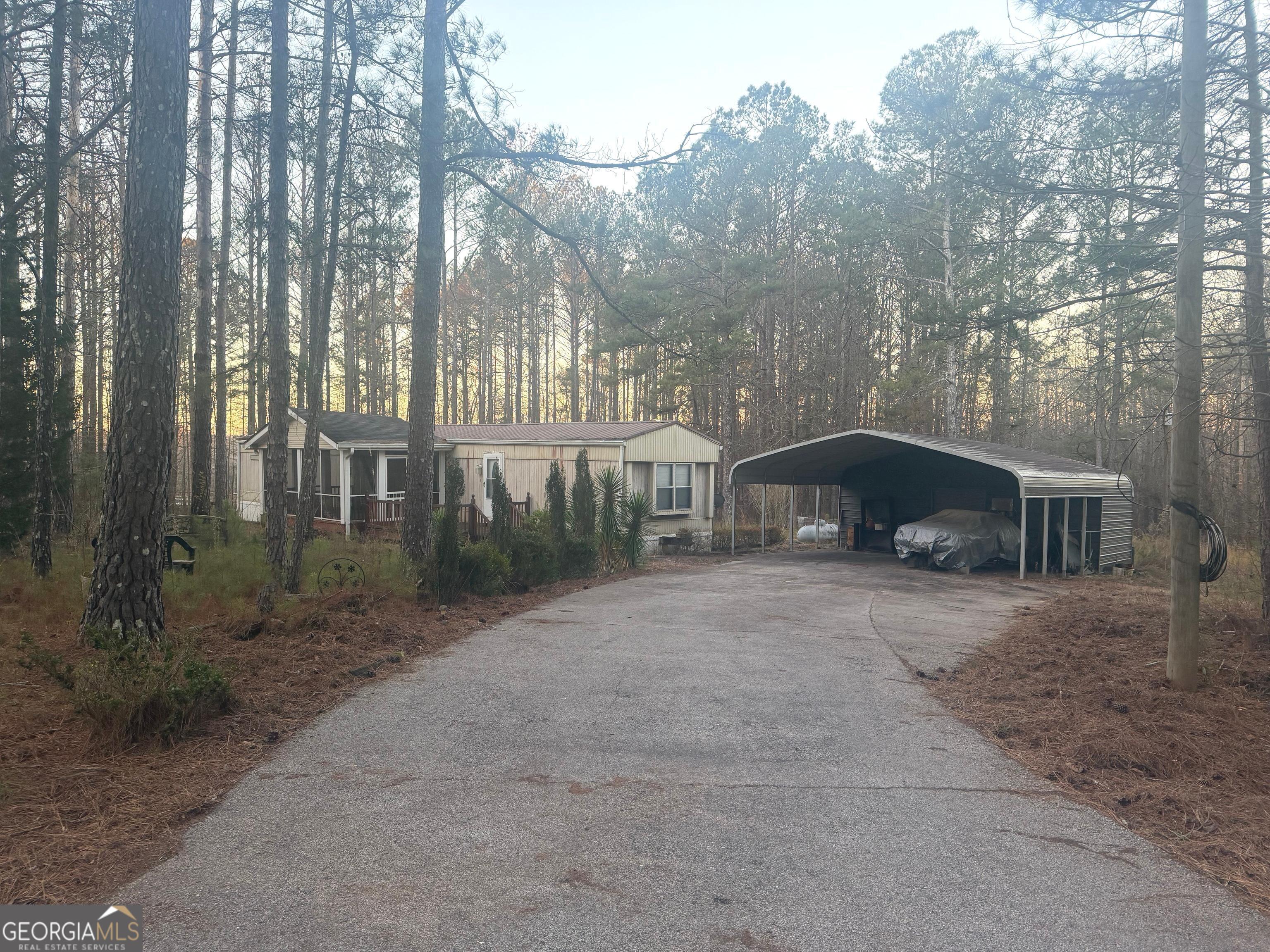 692 Hillcrest Road Bowdon, GA 30108 - Photo 4 of 23